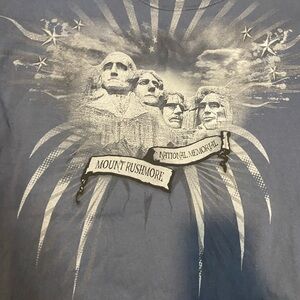 Vintage Anvil Mount Rushmore Graphic T-Shirt